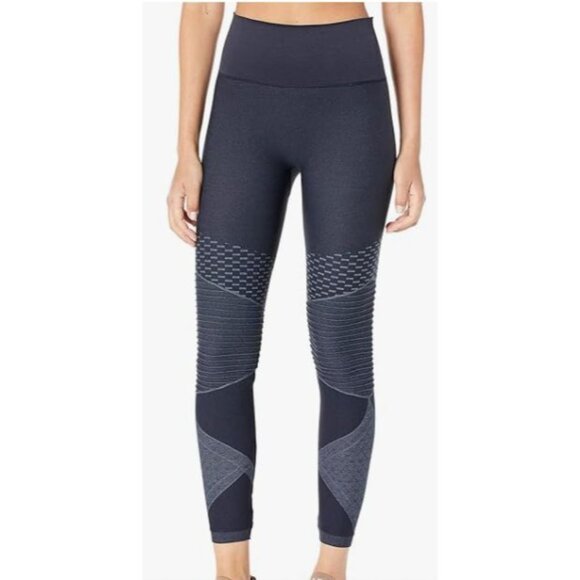 Spanx Look at Me Blue Textured Leggings Size Large - Picture 1 of 8